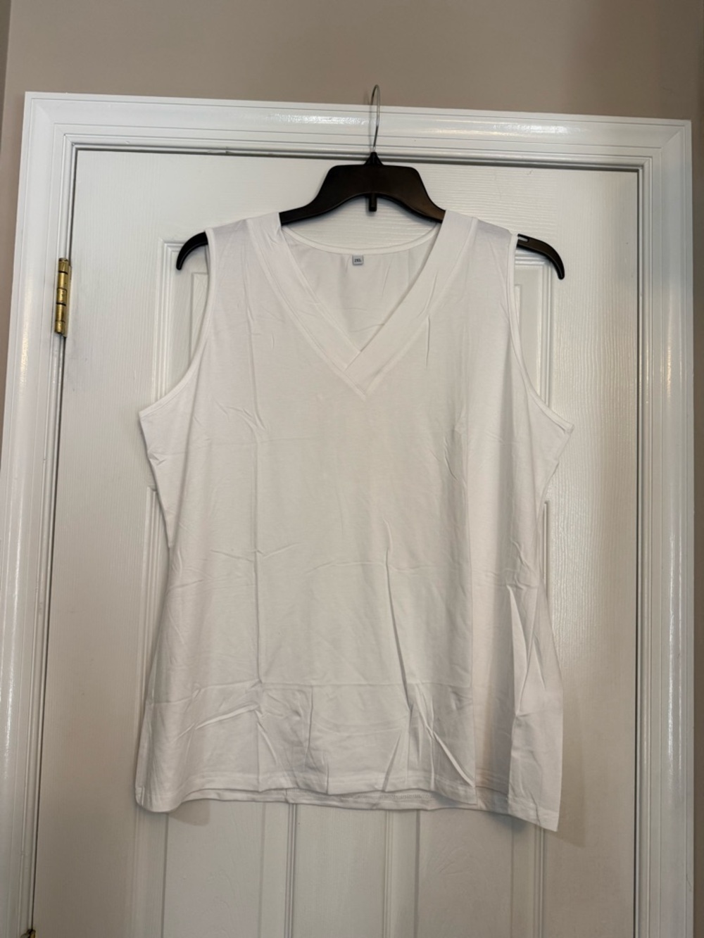 Classic V-Neck Sleeveless Women's Top - White